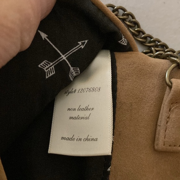 Llama, crossbody, purse, unbranded, chain strap - Picture 11 of 14